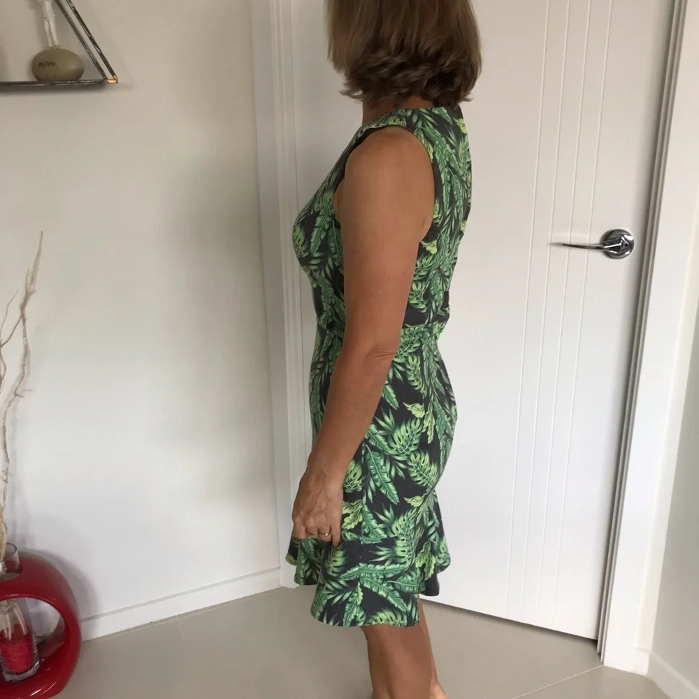 Honey& beau size 8 dress👒Make me an offer 👒 - Picture 2 of 5